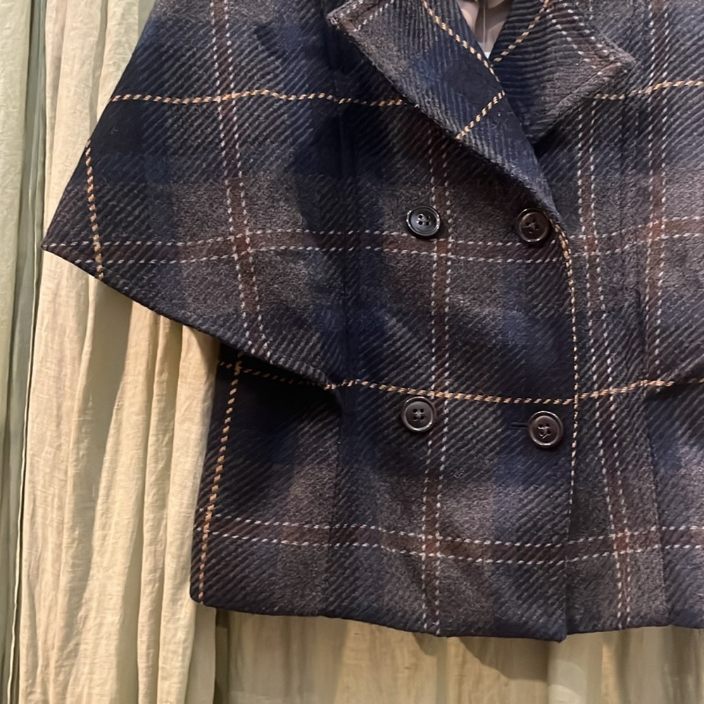 Jacket - Picture 3 of 9
